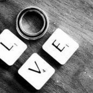 Meet your Posher, Delphine